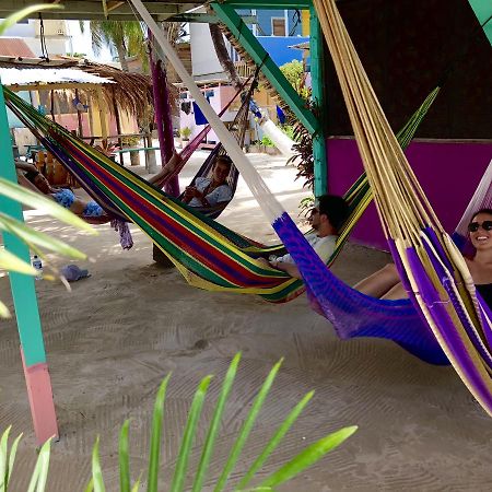 Tropical Oasis Caye Caulker Exterior photo